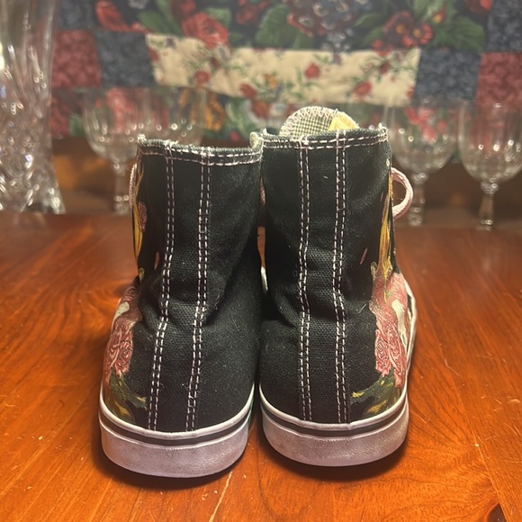 Joe Boxer Womens Hightop graffiti art Sneakers - Picture 5 of 8